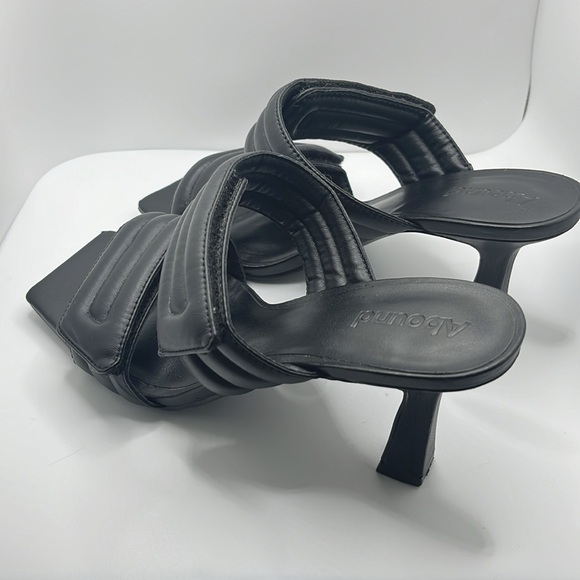 Abound Sandals Womens Size 6 Qarly Heeled Black Square Toe Slip On Heels - Picture 8 of 8